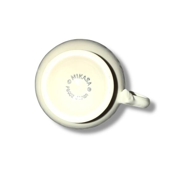 Mikasa Classic Flair White K1991 Footed Cup - Picture 3 of 3